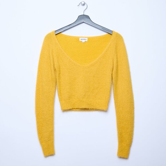 Superdown Kendra Crop Top Fuzzy Knit V-Neck Sweater Marigold S revolve - Picture 2 of 8